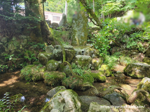 玉倉部の清水　日本武尊居醒の泉