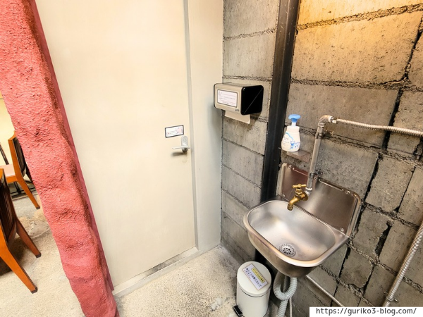 岐阜繊維問屋街　マルイサンカク　写真