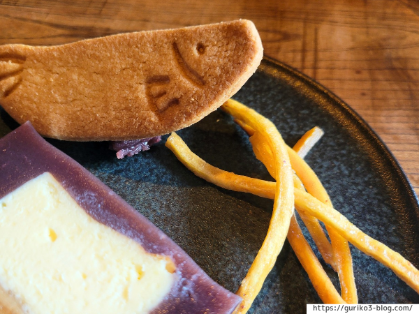 御八あんやなぎ 岐阜 柳ヶ瀬 羊羹チーズケーキ